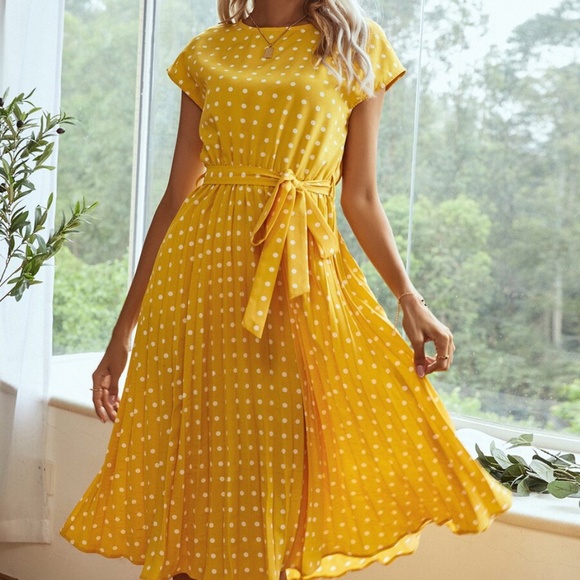 Boho Polka Dot Yellow Belted Pleated Midi Dress - Picture 4 of 7